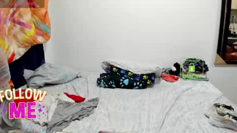 candy_val online show from 05-23-26, 07:24