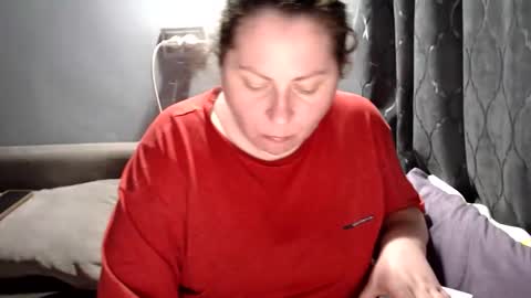 Snapshot of candycream74 chatting on 04-23-26, 07:05 Laura online show from 04-23-26, 07:05