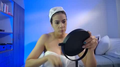 Candy Dowson online show from 04-02-26, 07:11