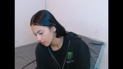 Snapshot of candyfire666 chatting on 12-02-25, 05:02 Sara online show from 12-02-25, 05:02