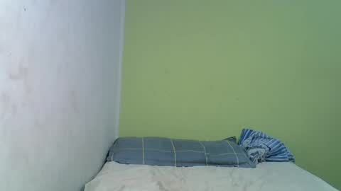 Snapshot of candyh0 chatting on 06-20-26, 02:42 candyh0 online show from 06-20-26, 02:42