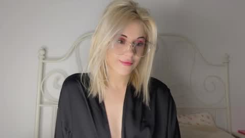 You can call me HH online show from 02-20-26, 07:14