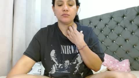 Snapshot of candyhot4 chatting on 01-15-25, 06:01 candy online show from 01-15-25, 06:01