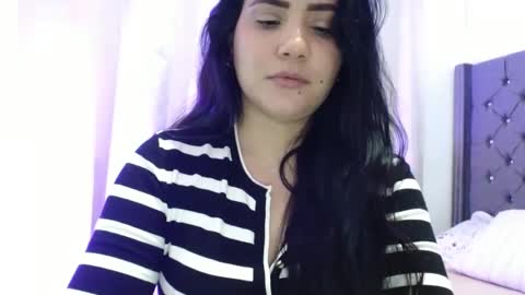 Snapshot of candyhot4 chatting on 01-25-25, 01:54 candy online show from 01-25-25, 01:54