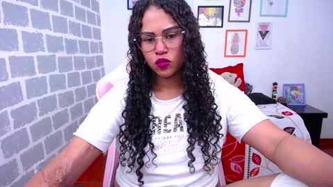 Karen online show from 01-12-25, 08:36