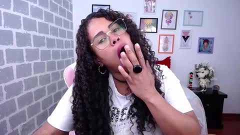 Karen online show from 03-11-25, 05:27