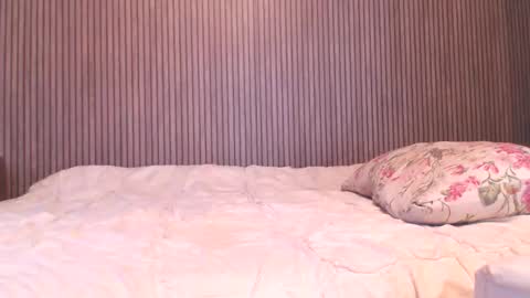 Snapshot of candyjesx chatting on 01-18-26, 01:37 CANDYJESx online show from 01-18-26, 01:37