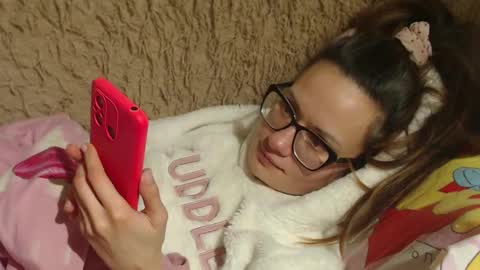 say meow and send tip  online show from 01-24-25, 07:07