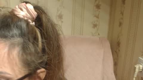 say meow and send tip  online show from 11-16-25, 10:48