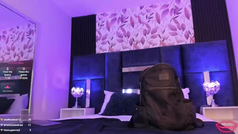 Snapshot of candyluxury_ chatting on 03-09-25, 01:56 candyluxury_ online show from 03-09-25, 01:56