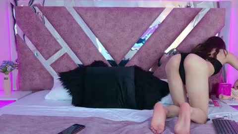 Snapshot of candyluxury_ chatting on 03-29-26, 12:16 candyluxury_ online show from 03-29-26, 12:16