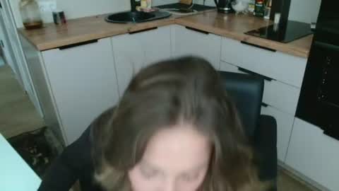 candymini online show from 07-12-26, 05:15