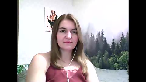 Snapshot of candyolime chatting on 02-09-25, 12:39 Daisy online show from 02-09-25, 12:39