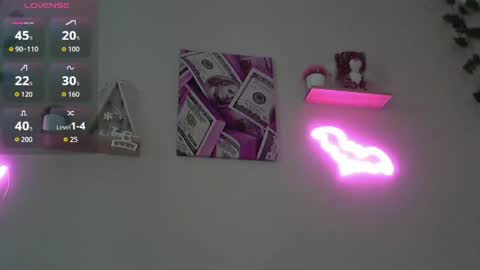 Snapshot of candyrass chatting on 06-02-26, 09:55 Candy online show from 06-02-26, 09:55