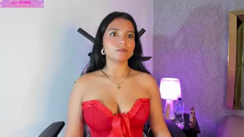 Snapshot of candys_victoria chatting on 09-17-25, 03:19 Candys Victoria online show from 09-17-25, 03:19