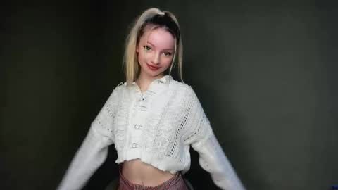 Snapshot of candyvice chatting on 02-03-26, 03:17 Kate online show from 02-03-26, 03:17