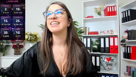 Snapshot of candywesst chatting on 01-06-25, 08:03 Candy My pleasure its in your hands online show from 01-06-25, 08:03