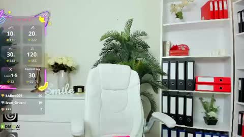 Snapshot of candywesst chatting on 07-07-26, 06:47 Candy My pleasure its in your hands online show from 07-07-26, 06:47