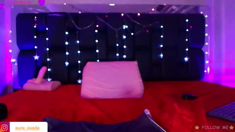 Snapshot of canela_osadaa_ chatting on 03-11-25, 03:02 Aura online show from 03-11-25, 03:02