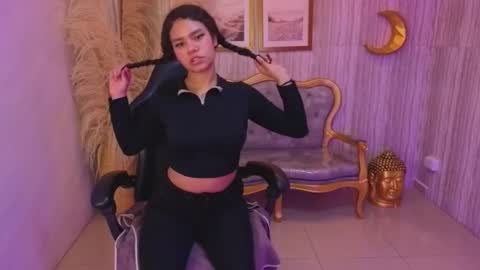 Snapshot of canela_s1 chatting on 11-01-25, 08:33 canela_s1 online show from 11-01-25, 08:33