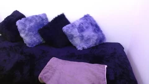 Snapshot of canela_s1 chatting on 11-21-25, 09:02 canela_s1 online show from 11-21-25, 09:02