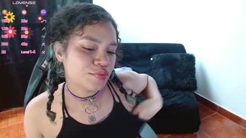 Snapshot of canela_s1 chatting on 05-12-26, 08:39 canela_s1 online show from 05-12-26, 08:39