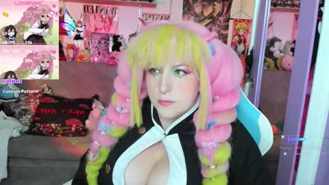 Snapshot of canndy_new chatting on 09-12-25, 08:42 Canndyy Daniela online show from 09-12-25, 08:42