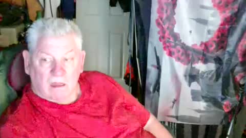 canoelicker69 online show from 05-06-26, 07:19