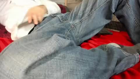 Snapshot of canuk1983 chatting on 02-02-25, 03:28 canuk1983 online show from 02-02-25, 03:28