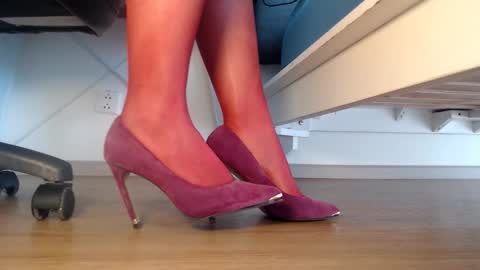 Miss Di online show from 09-24-25, 02:04