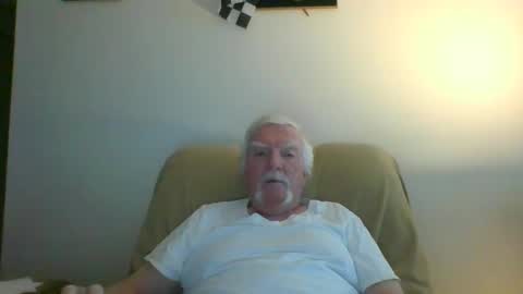 capecod21 online show from 01-05-25, 01:47