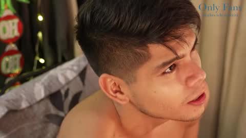 Snapshot of capizzi_ chatting on 12-12-24, 09:19 David Capizzi online show from 12-12-24, 09:19