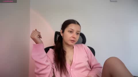 Emma online show from 02-03-25, 10:03