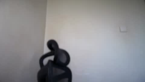 Snapshot of cappuccinokiss chatting on 06-19-26, 07:34 Emma online show from 06-19-26, 07:34