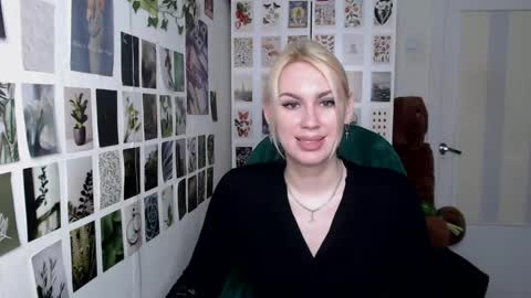 Capricious Scorpio Afa online show from 04-28-26, 01:27