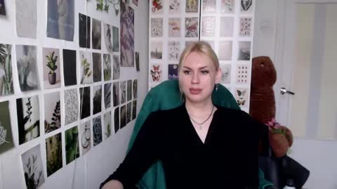 Capricious Scorpio Afa online show from 04-30-26, 01:17