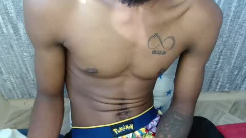 Snapshot of capt_ain chatting on 10-24-25, 01:07 Captain online show from 10-24-25, 01:07