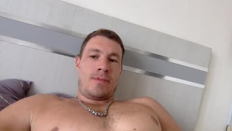 follow my twitter  online show from 11-10-25, 04:33