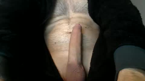 Snapshot of captain8inches chatting on 03-03-25, 08:05 Captain 8 Inches online show from 03-03-25, 08:05