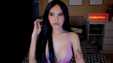 Snapshot of captivatinghailey_ chatting on 08-02-26, 07:18 HAILEY online show from 08-02-26, 07:18