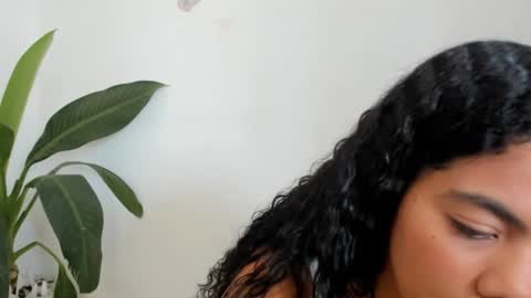 Snapshot of caraiosh_ chatting on 07-07-26, 02:21 Cara online show from 07-07-26, 02:21
