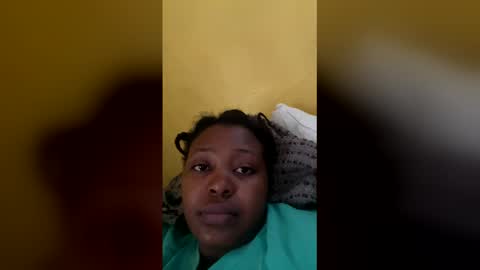 Snapshot of caramelass020 chatting on 05-25-26, 08:20 caramel online show from 05-25-26, 08:20