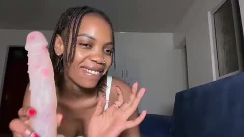 Caramel Melissa online show from 01-15-26, 12:59