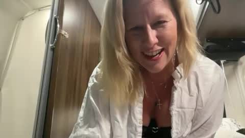 Snapshot of carebear5719 chatting on 05-19-26, 12:27 carebear5719 online show from 05-19-26, 12:27