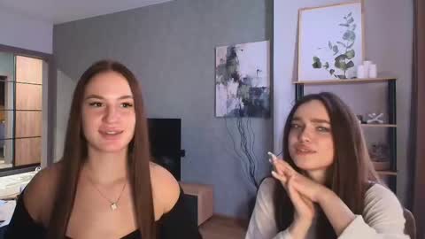 caressyourself online show from 11-21-25, 08:24