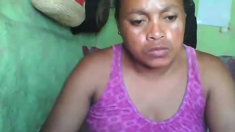 Snapshot of carinesexy69 chatting on 01-02-25, 11:20 carinesexy69 online show from 01-02-25, 11:20