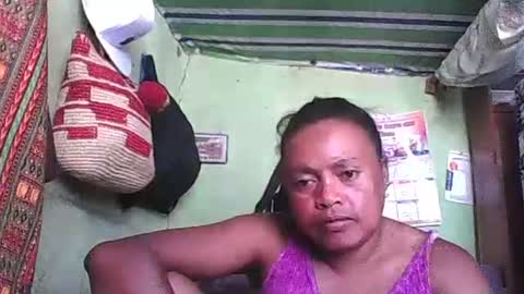 Snapshot of carinesexy69 chatting on 01-18-25, 08:31 carinesexy69 online show from 01-18-25, 08:31