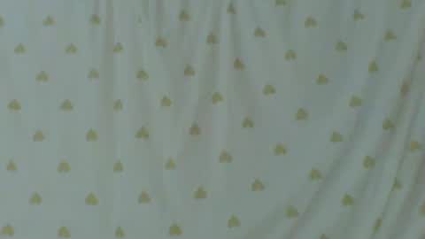 Snapshot of carinesexy69 chatting on 11-22-25, 12:15 carinesexy69 online show from 11-22-25, 12:15