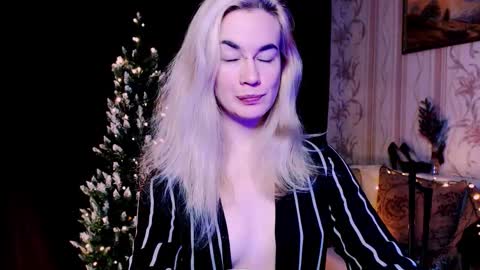 Carin online show from 12-14-25, 08:02