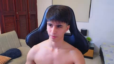 Snapshot of carl_dixon chatting on 05-20-26, 12:17 carl_dixon online show from 05-20-26, 12:17